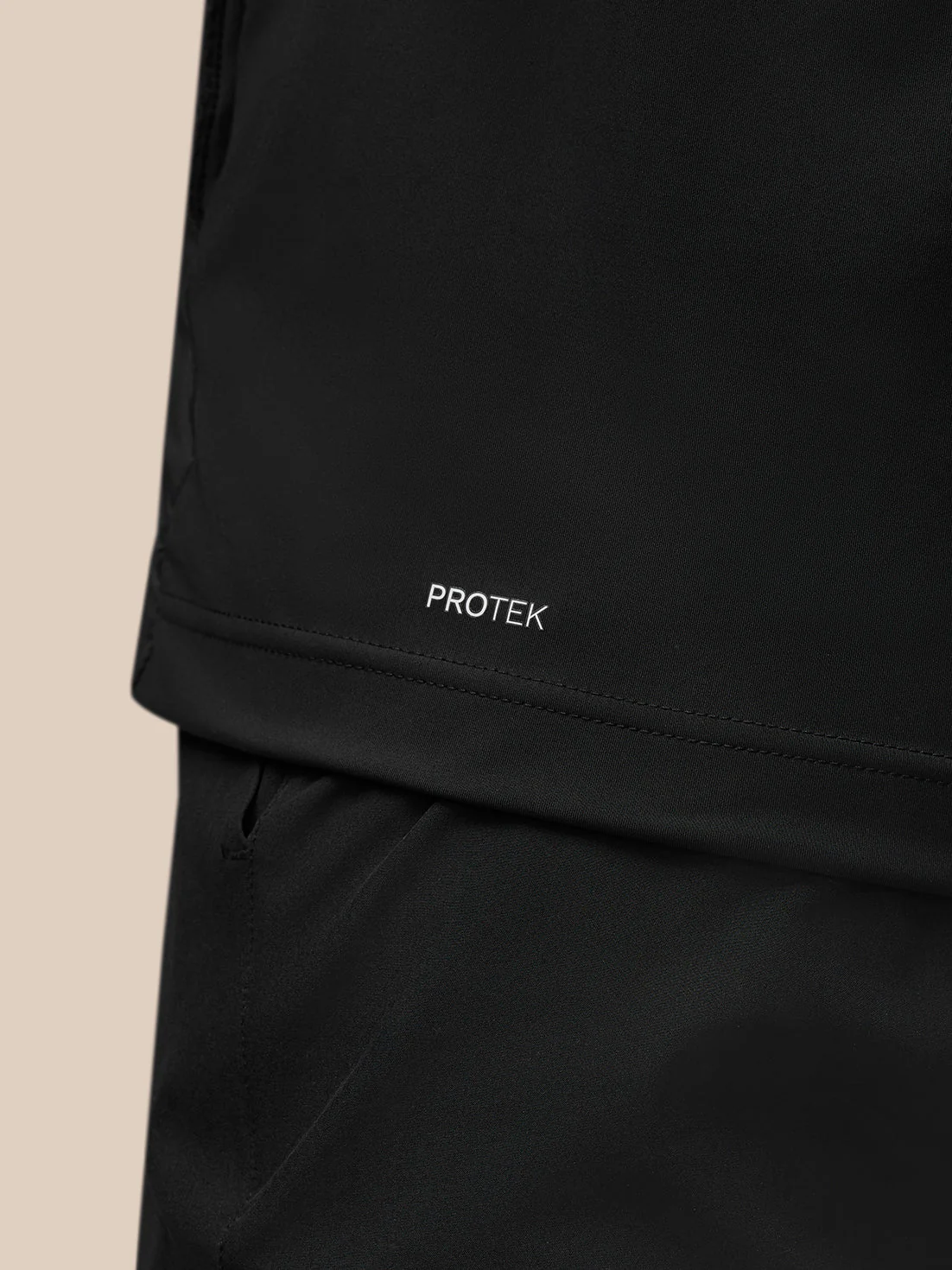 GOLF PINNACLE GILET - BLACK - Image 6