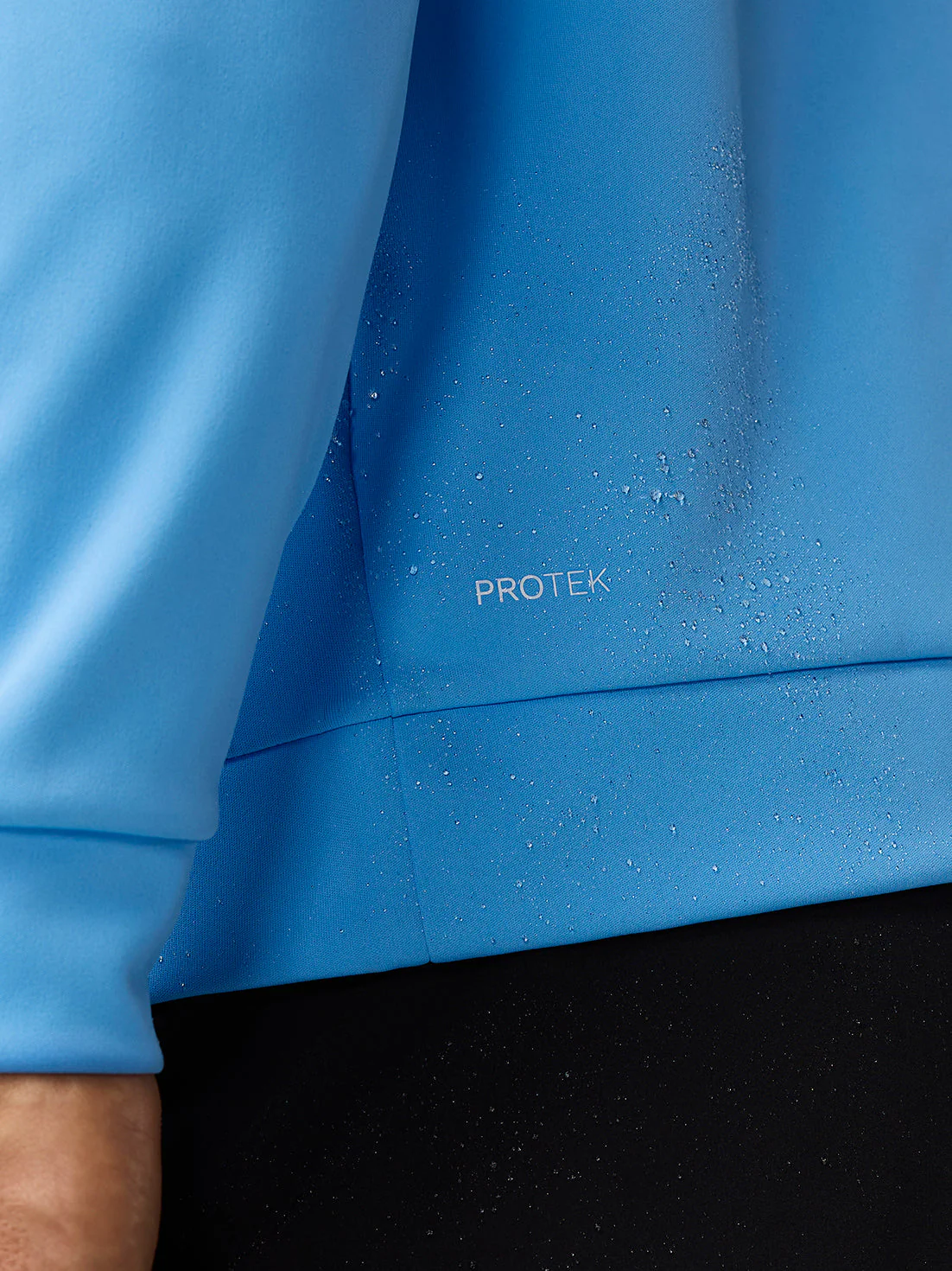 GOLF CLUB CLASSIC 1/4 ZIP TOP - COOL BLUE/WHITE - Image 4